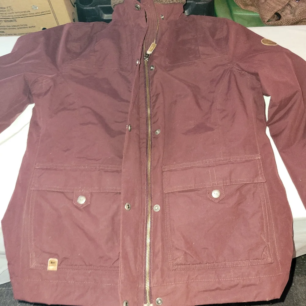 Women's Burgundy Jacket with Sherpa Lining Collor Size Small With Pockets - Picture 7 of 12